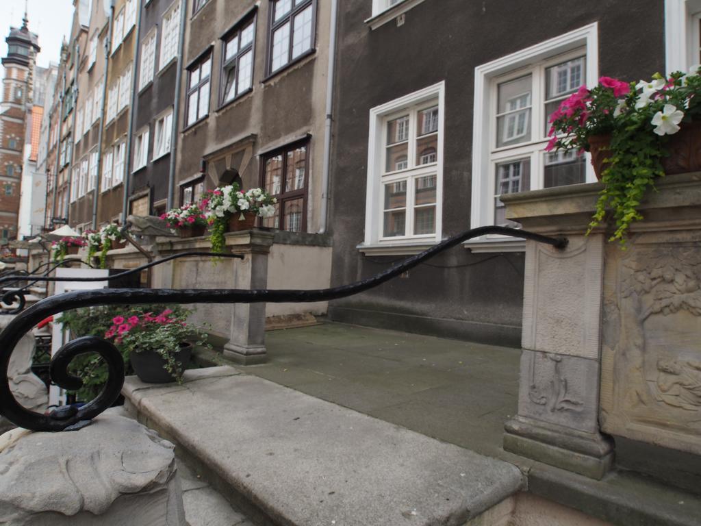 Grand-Tourist Amber Rose Apartment Gdansk Bagian luar foto