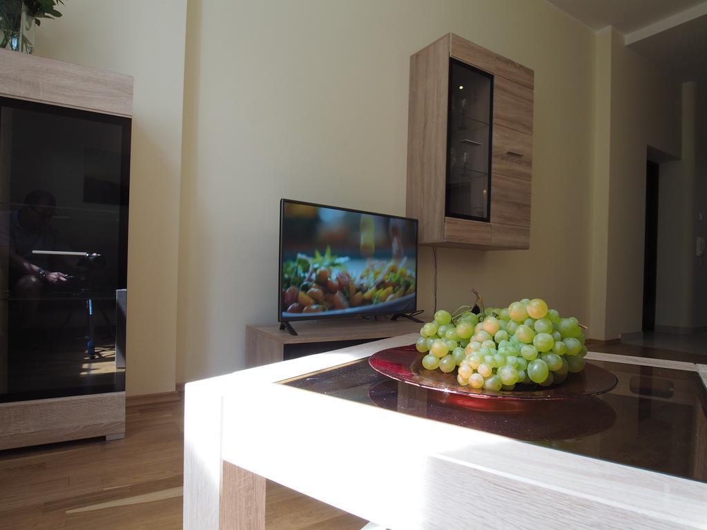 Grand-Tourist Amber Rose Apartment Gdansk Bagian luar foto