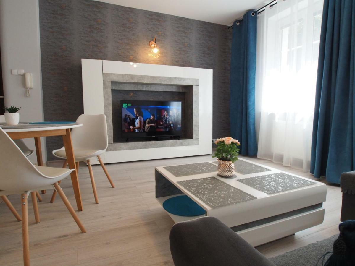 Grand-Tourist Amber Rose Apartment Gdansk Bagian luar foto